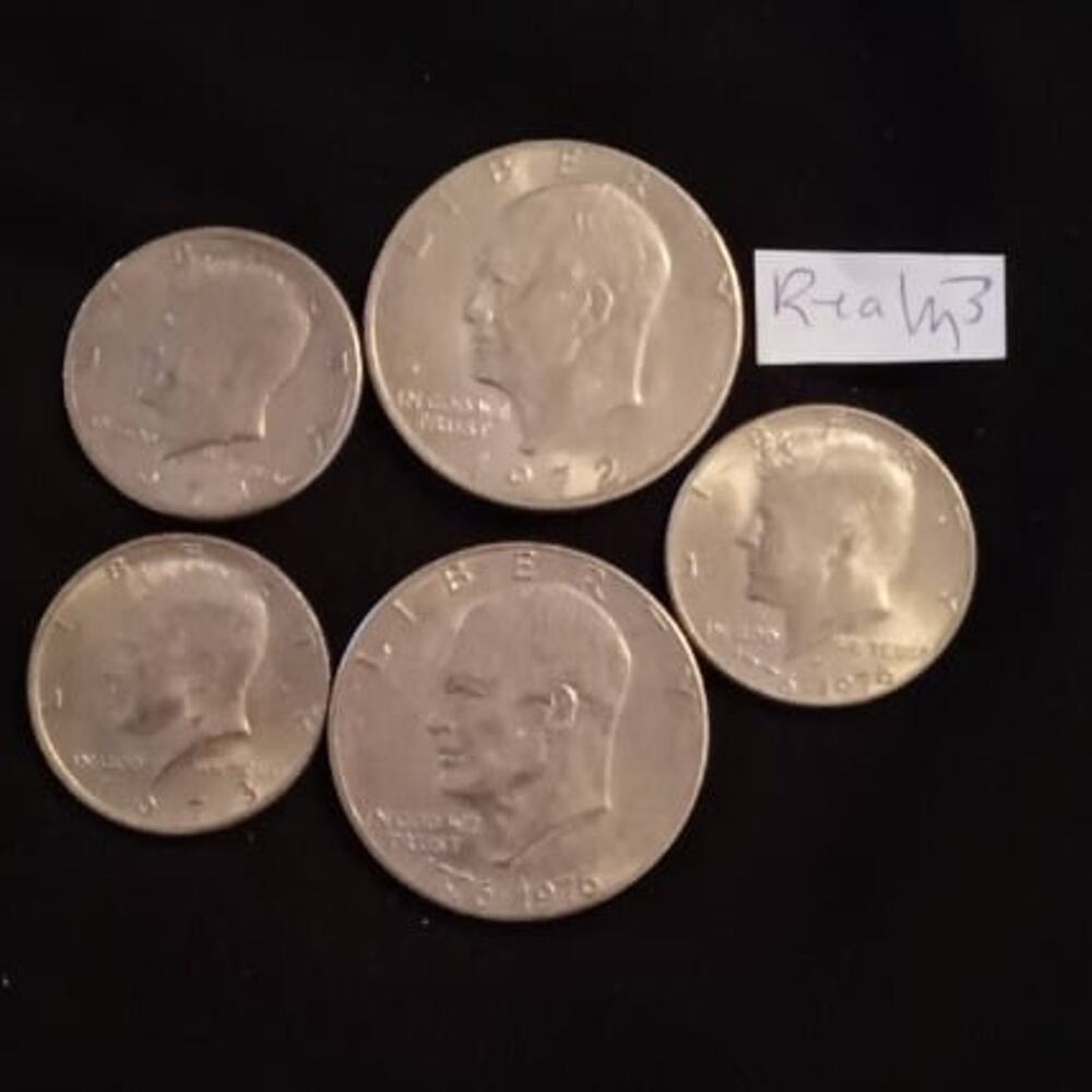 2 Eisenhower Dollar and 3 Kennedy Half Dollar Doins-2 are Bicentennial